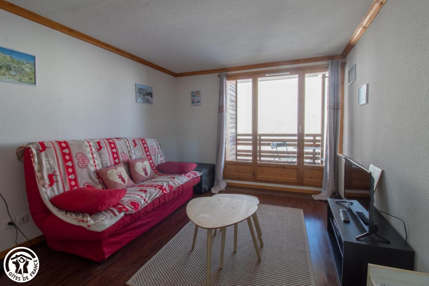 Appartement 4 Personnes Avec Piscine, Wifi, Garage Besse-et-Saint-Anastaise Extérieur photo